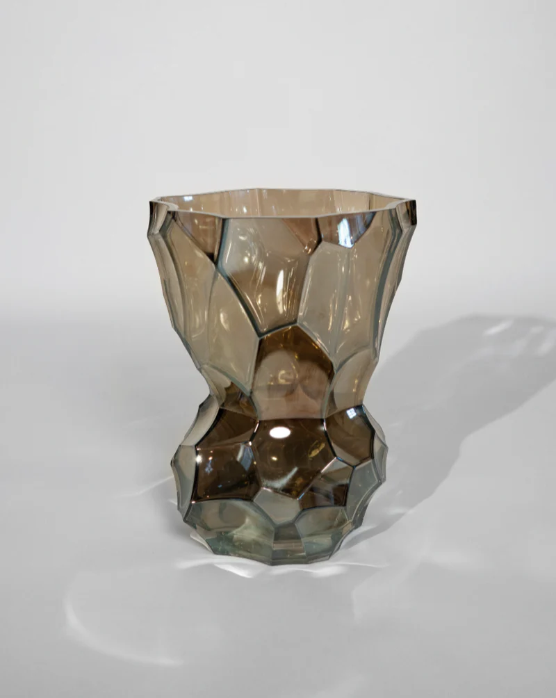 Reflection vase