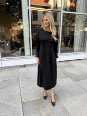 Dress midi black m/rynker midje