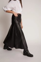 Tuxya leather skirt black