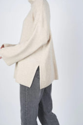 Della Sweater warm beige