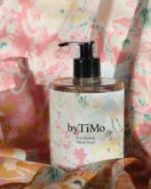 By TiMo Exfoliating Hand soap Rose