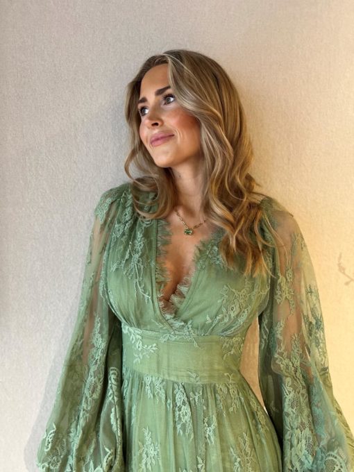 Delicate lace v-neck dress green