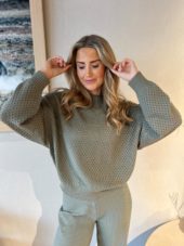 Olly sweater olive