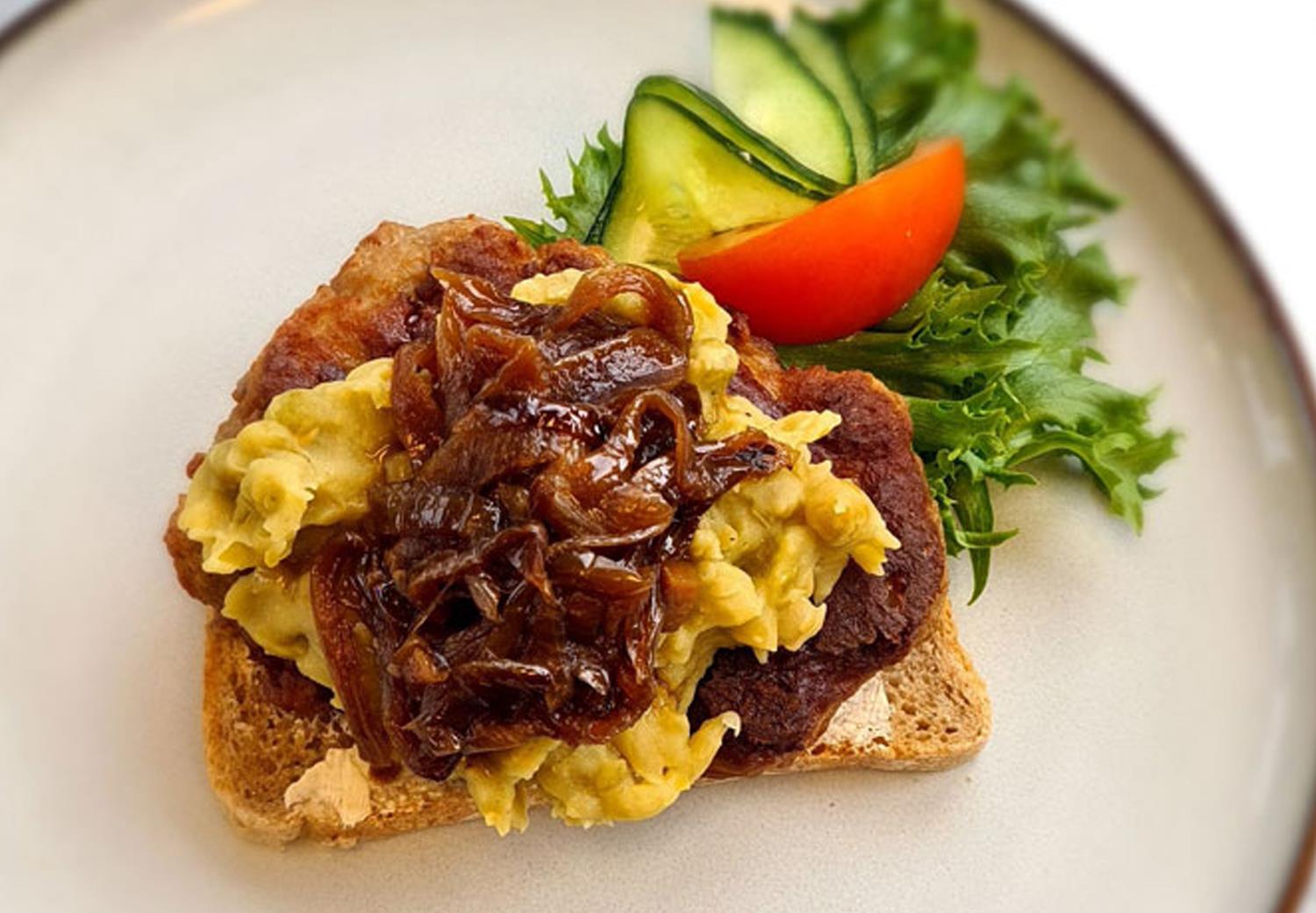 Meny 1 - Karbonadesmørbrød og 2x snitter