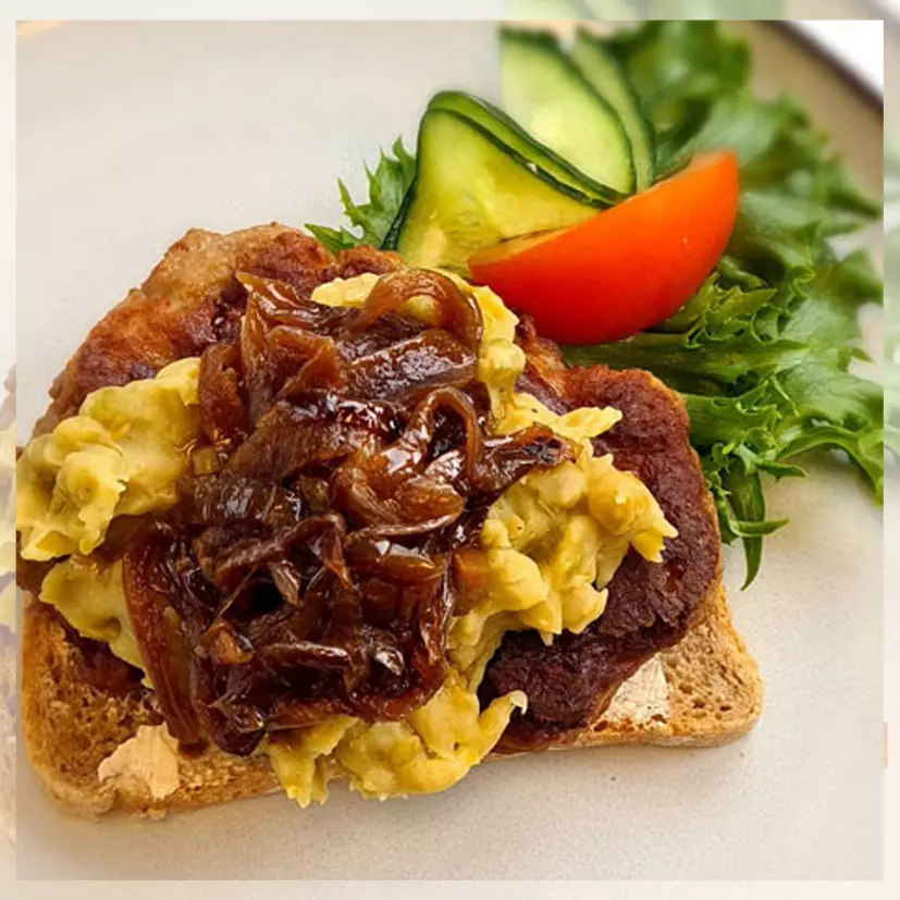 Meny 1 - Karbonadesmørbrød og 2x snitter