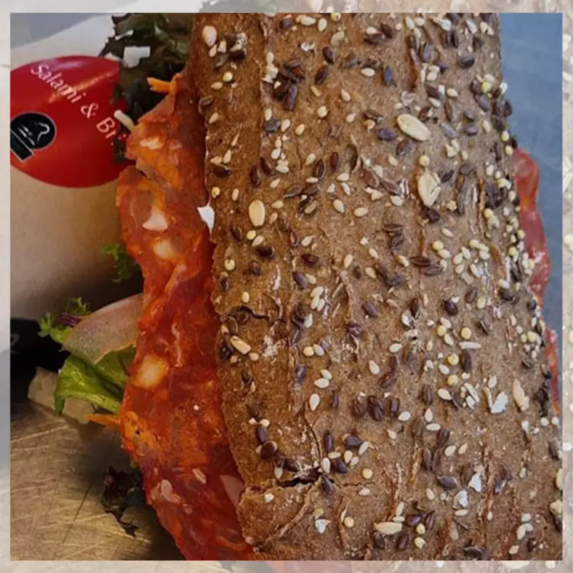 Ciabatta med Italiensk salami og brie