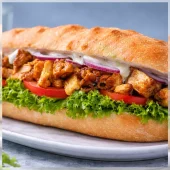 Sub baguette med BBQ kylling og aioli