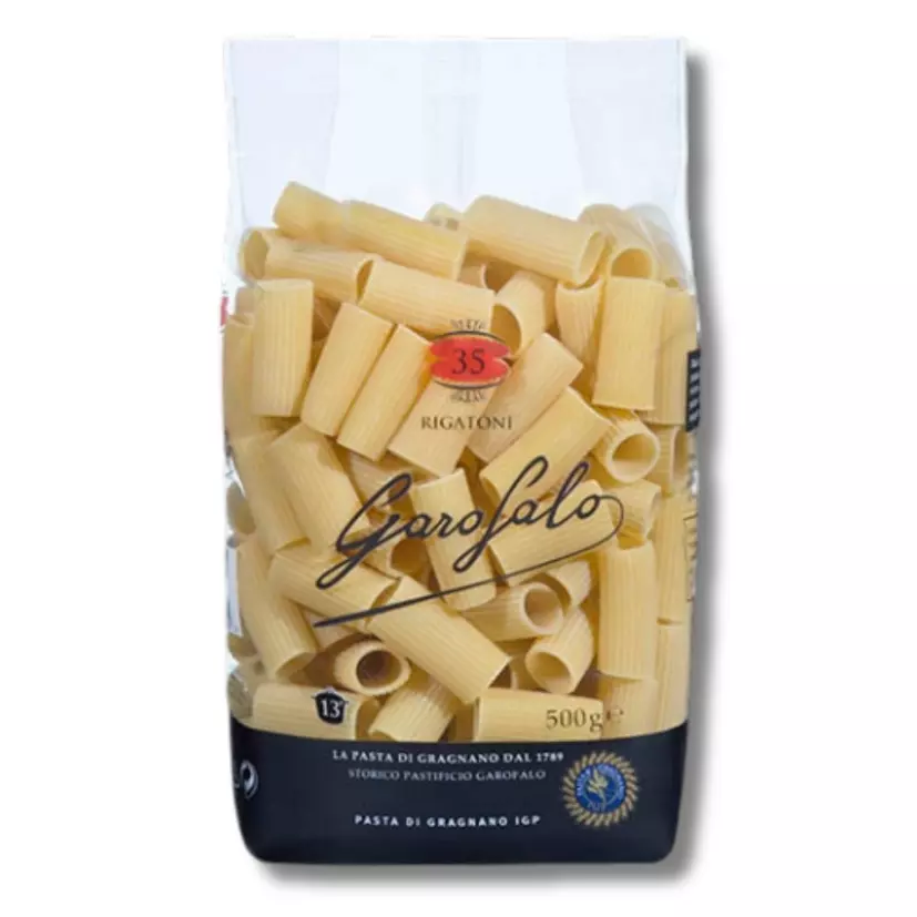 Italiensk pasta "Rigatoni"