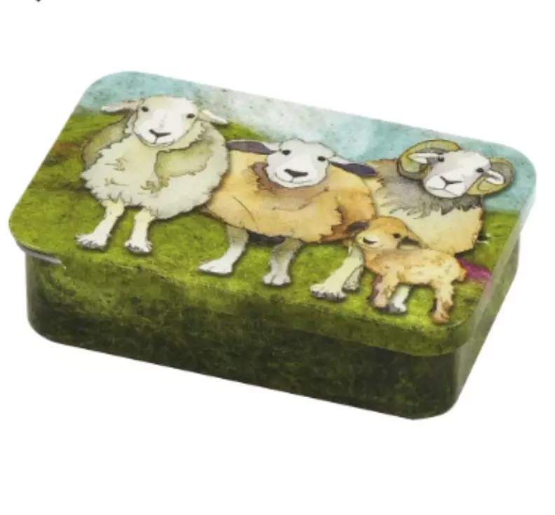 Happy sheep metalleske