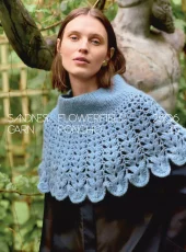 2606 Nr. 15 - Flowerfield Poncho