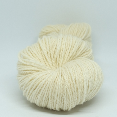 Hillesvåg Luna Lamullgarn 400 Ubleket Hvit