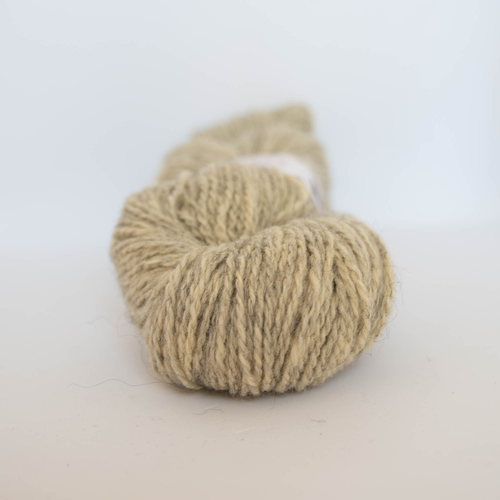 Hillesvåg Vidde Lamullgarn 333 Lys Lindegrønn