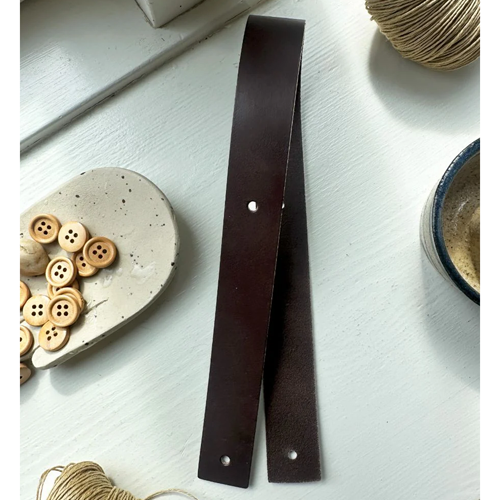 PetiteKnit - Skinnrem til Juno bag - mørk brun