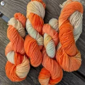 Håndfarga - Hillesvåg Ask (50 gram) - Rose fra Westerland