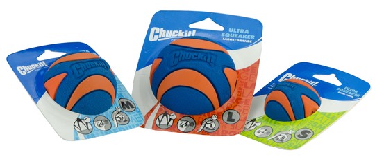 Chuckit Ultra Squeaker Ball M