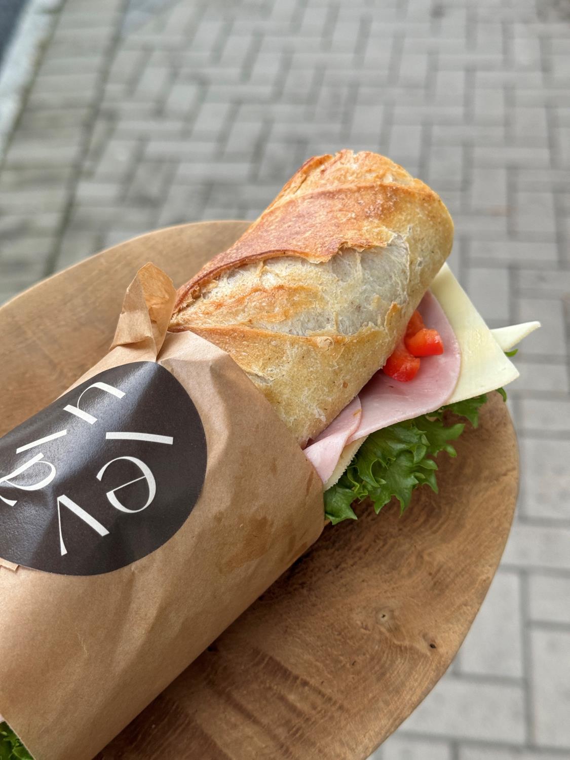 Baguette med ost & Skinke.