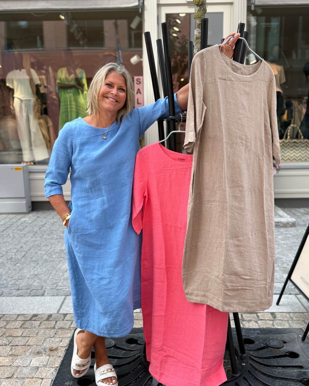 Dress long w/cuttings - Milky Blue