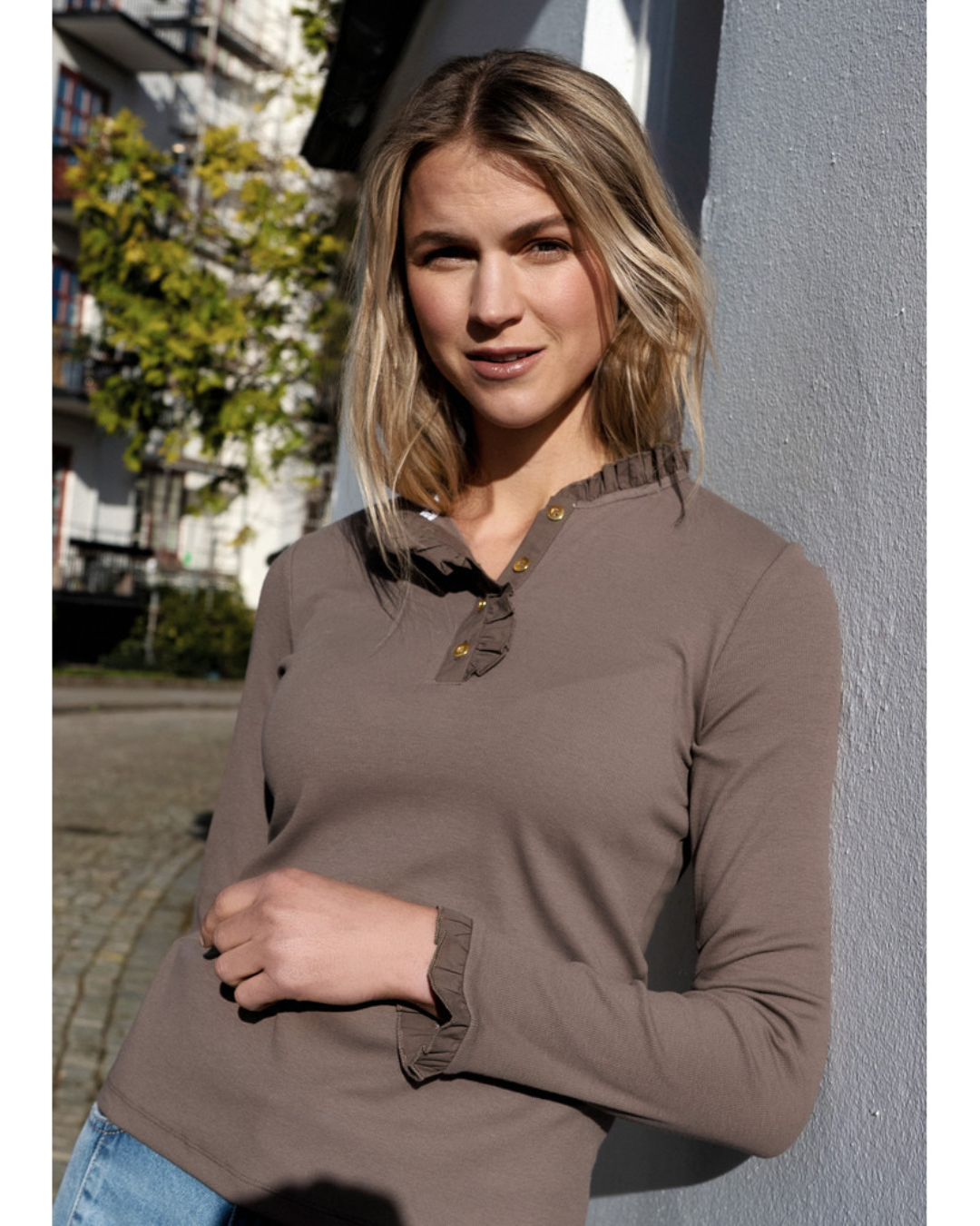Flory T-shirt - Coffee