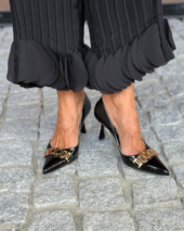 Chain Pumps - Black