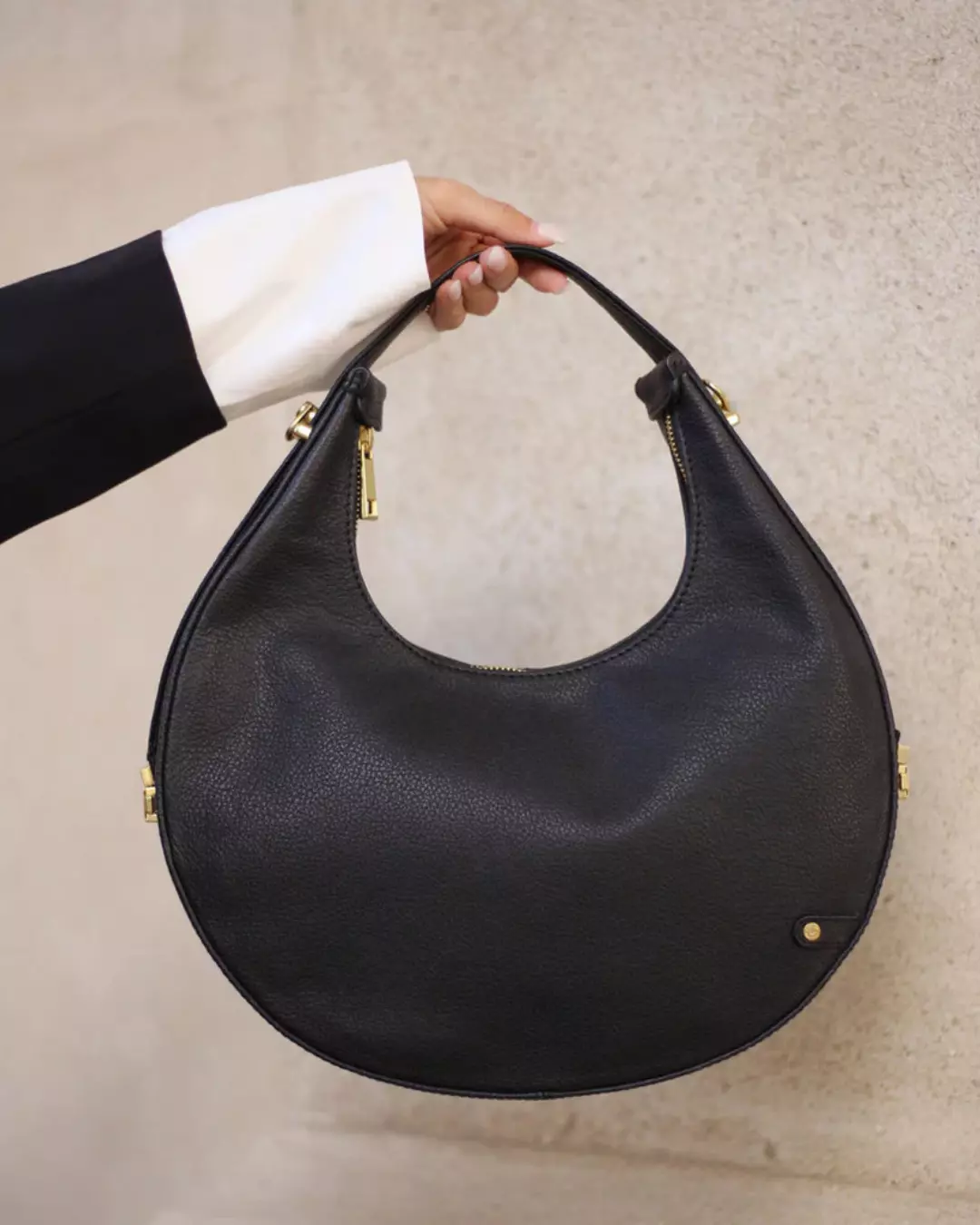 Crossover Round - Black