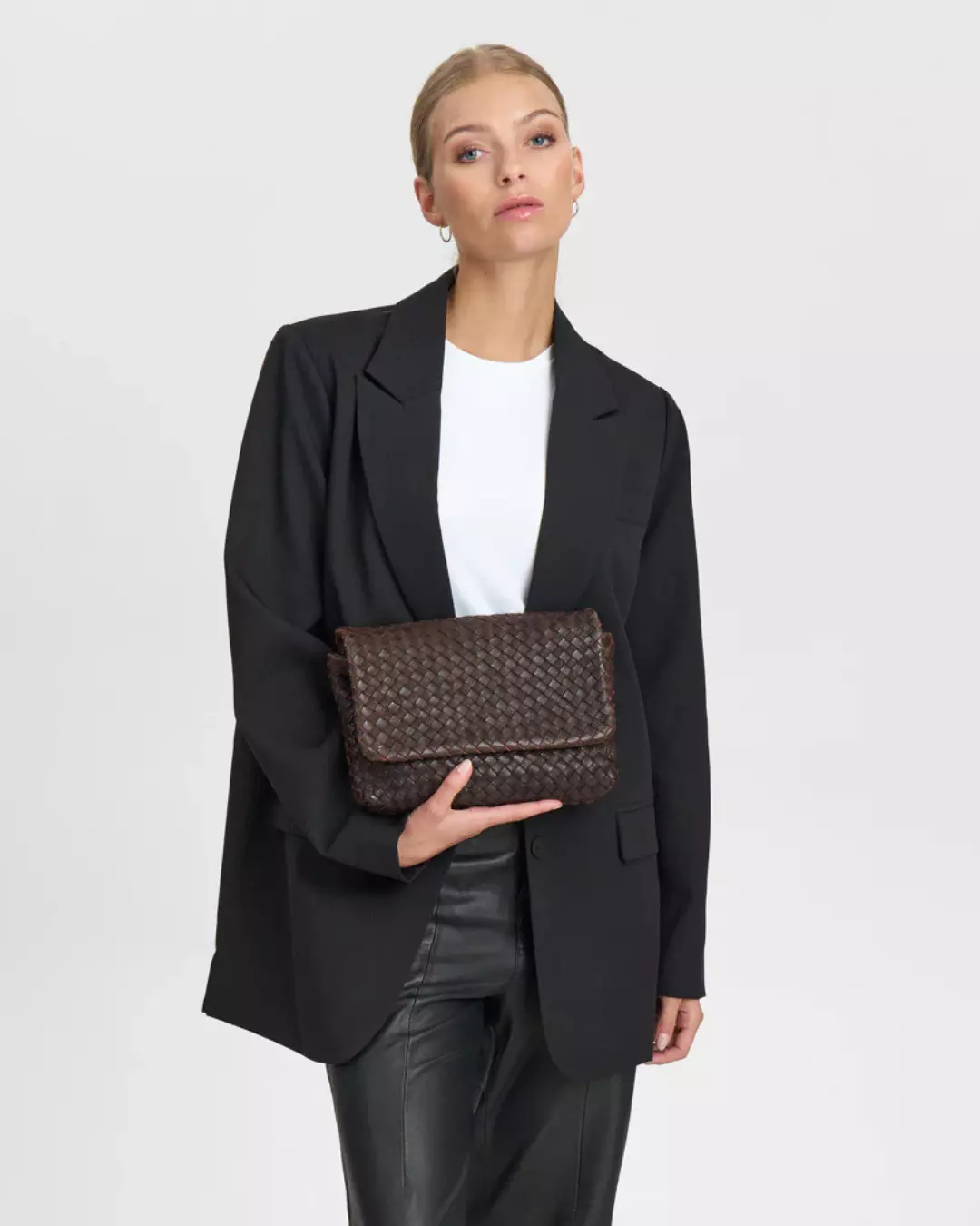 Clutch Braided - Dark Brown