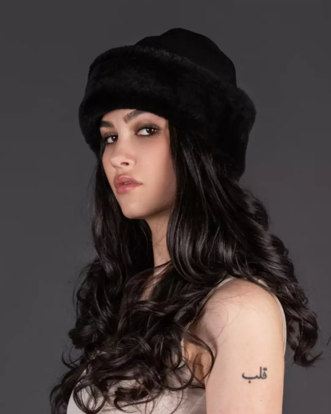 Lue Mouton Lam - Black