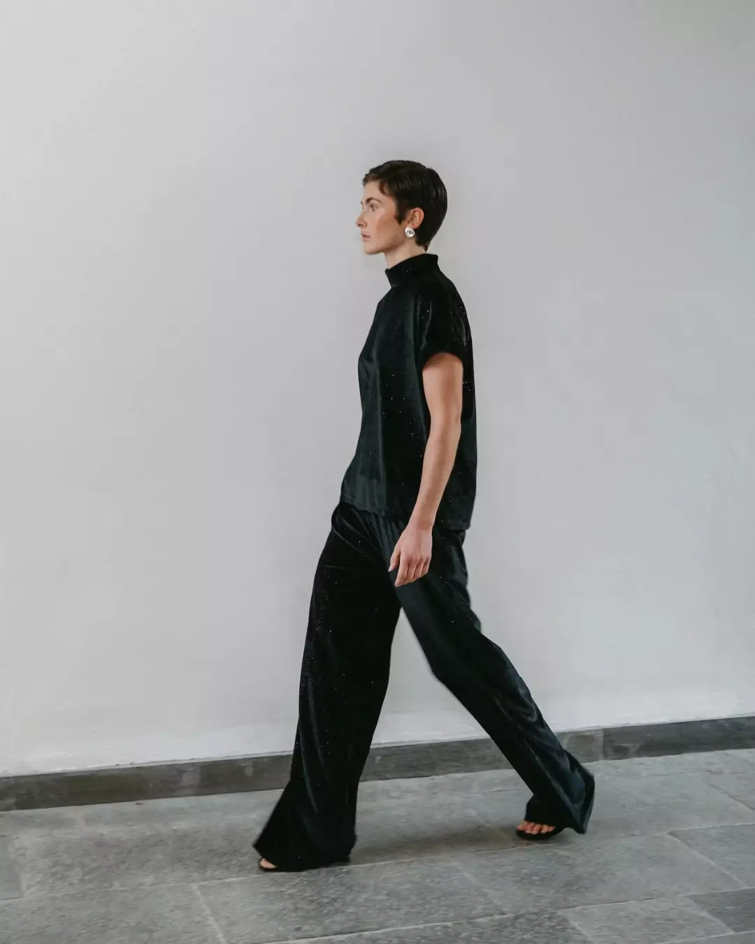 gallery-2256-for-SVS62515070