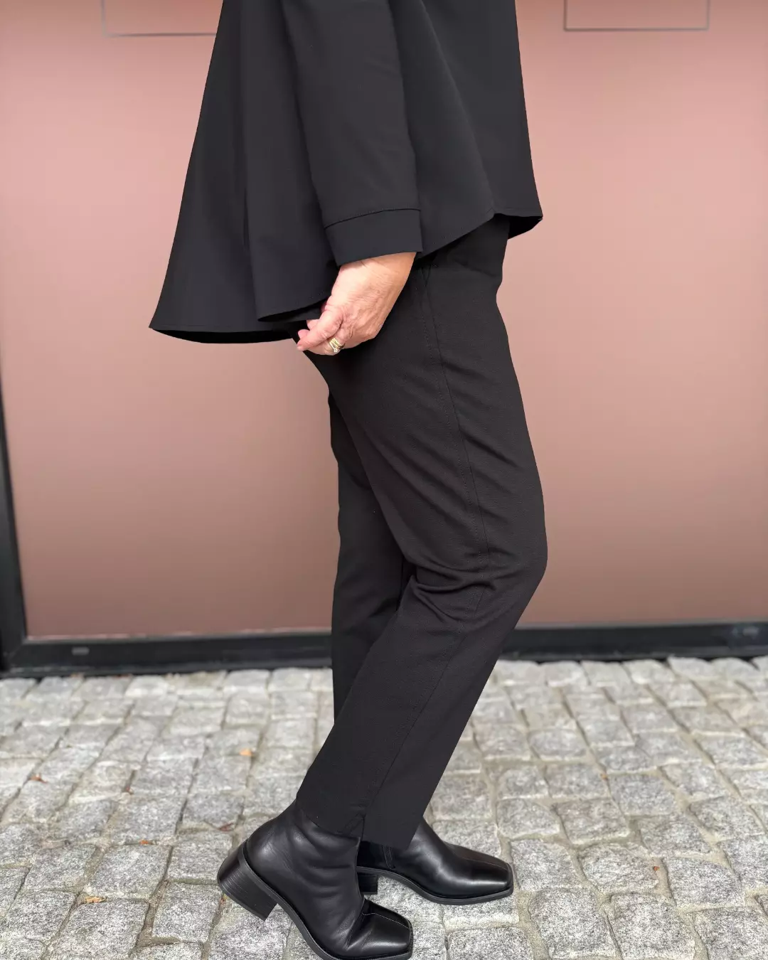 gallery-2103-for-0300/34