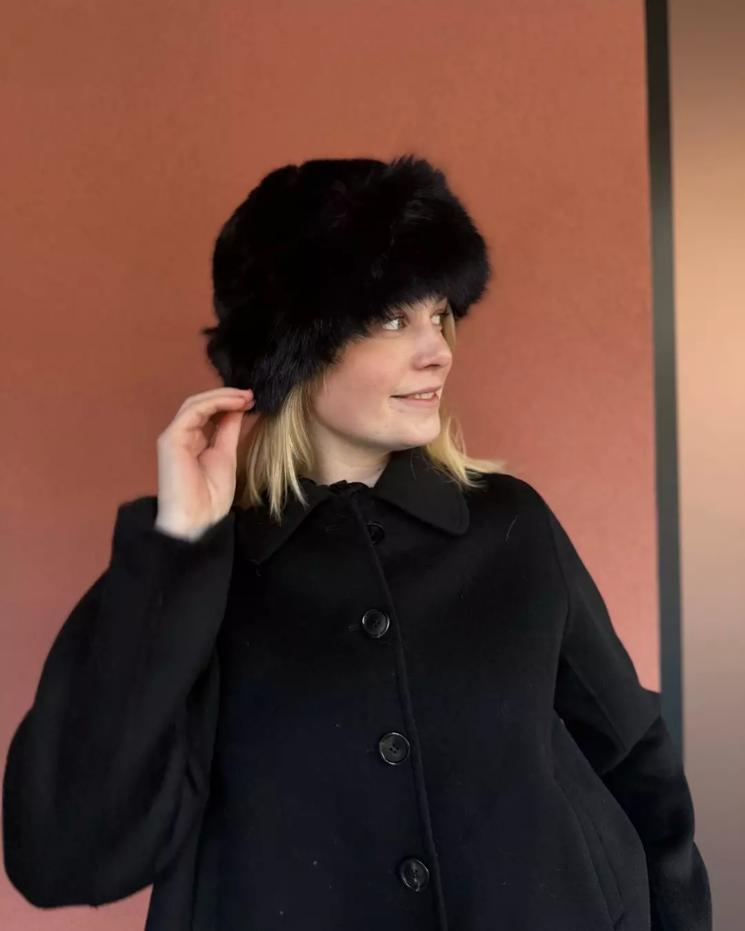 Sonja Fuskepels hatt - Sort