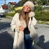 Jackie ullskjerf m/fuskepels - Lys Beige