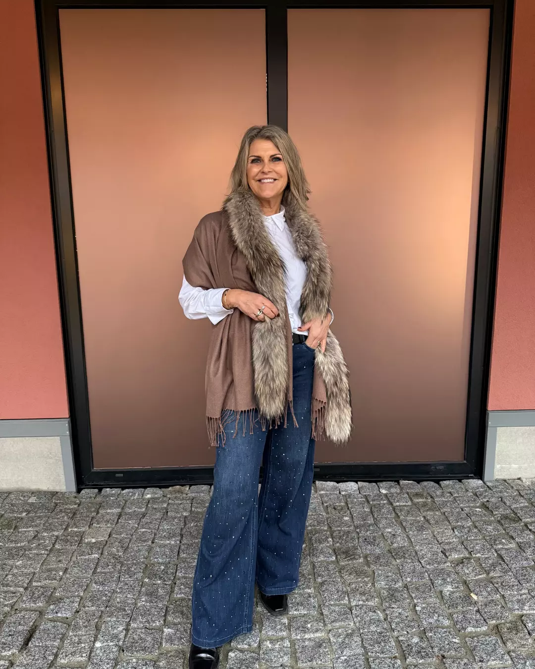 Møller Sjal m/pels - Taupe