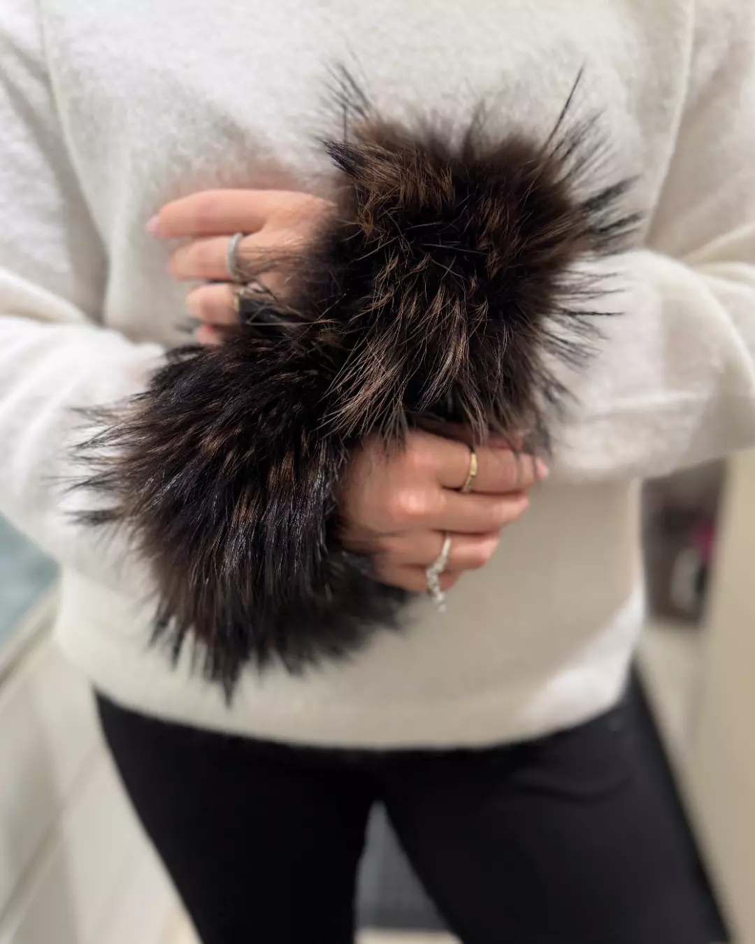 MP Armcuffs - Brazil Brown