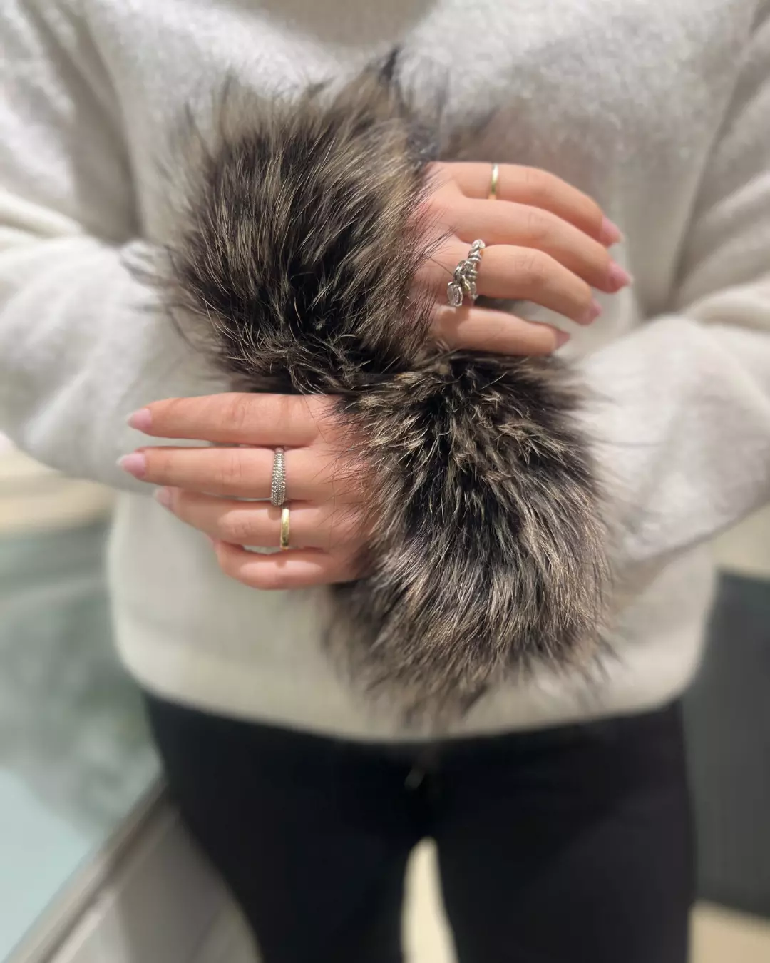 MP Armcuffs - B-Tone Black