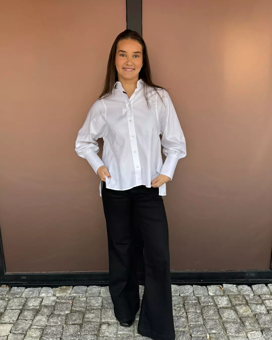 Anne-Geometric Pattern - White