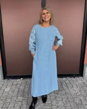 Amona, midi+ dress - Endless Sky