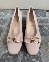 Elegant Comfort Pump