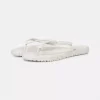 Flip flops w/glitter - Creme