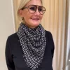 Radenicki-F Scarf 90x90 - Blue/Offwhite