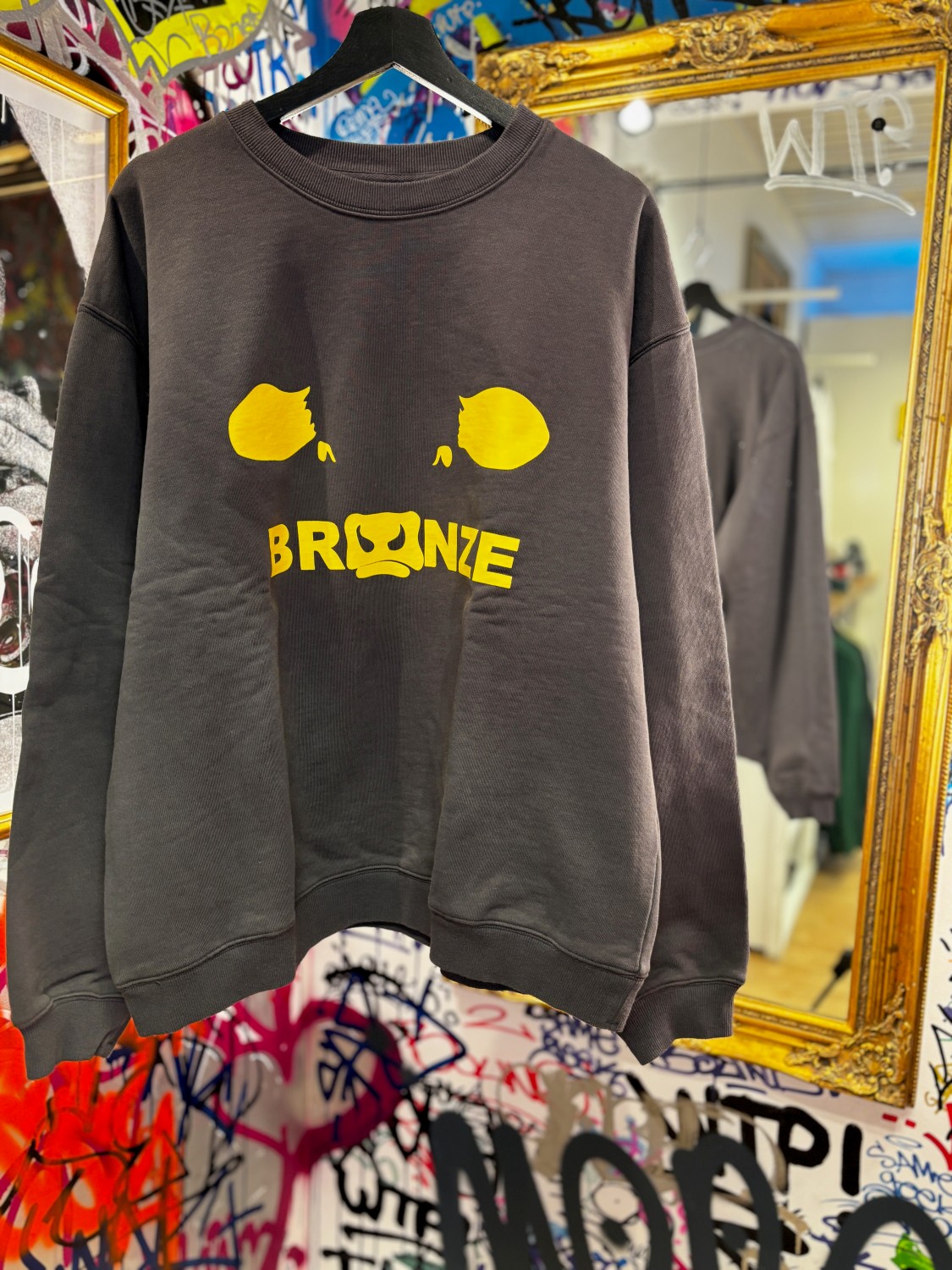 Bronze 56k Bull Crewneck