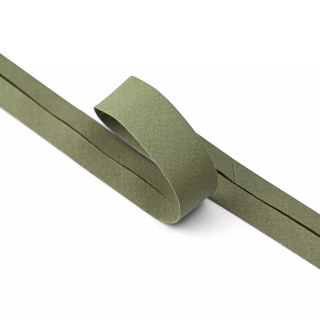 Støvet Oliven col.575 – 20 mm – Bomull – Skråbånd