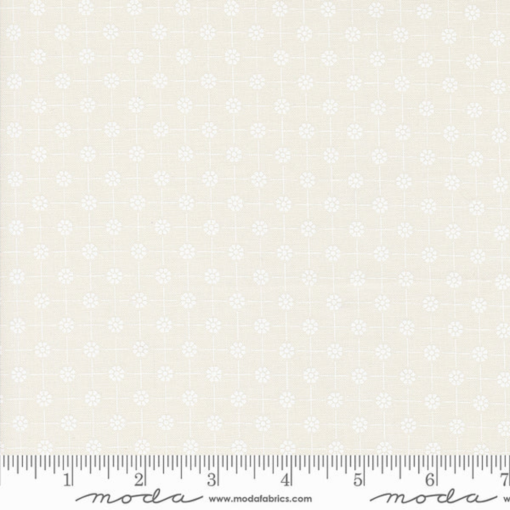 Porcelain White Pixie Dots 31 – Cottage Charm – Bomull