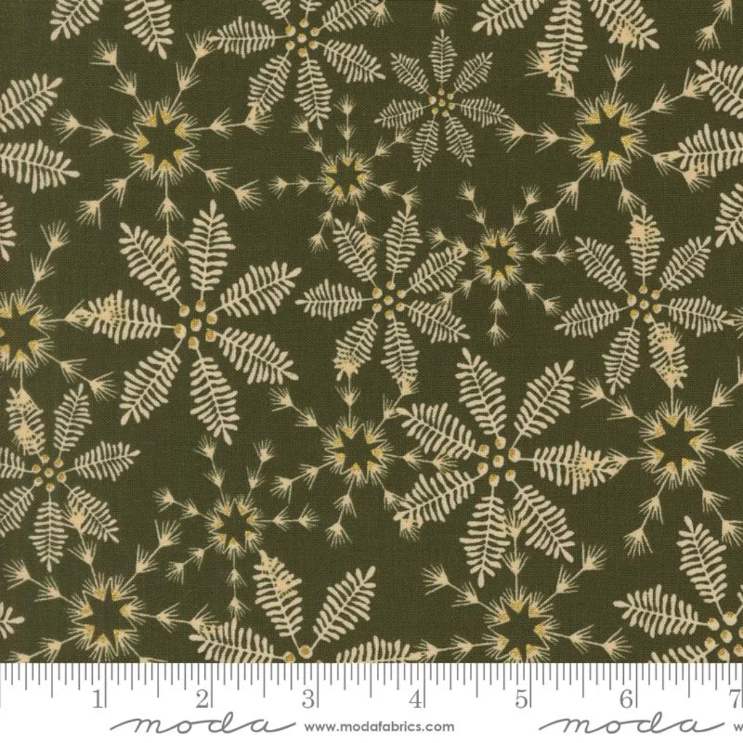 Pine 45624 22M - Old World Yuletide - Moda
