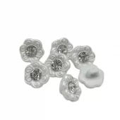 Hvit blomst k330597 - 11mm - Strassknapp