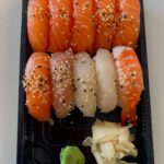 24. 10 biter nigiri sushi