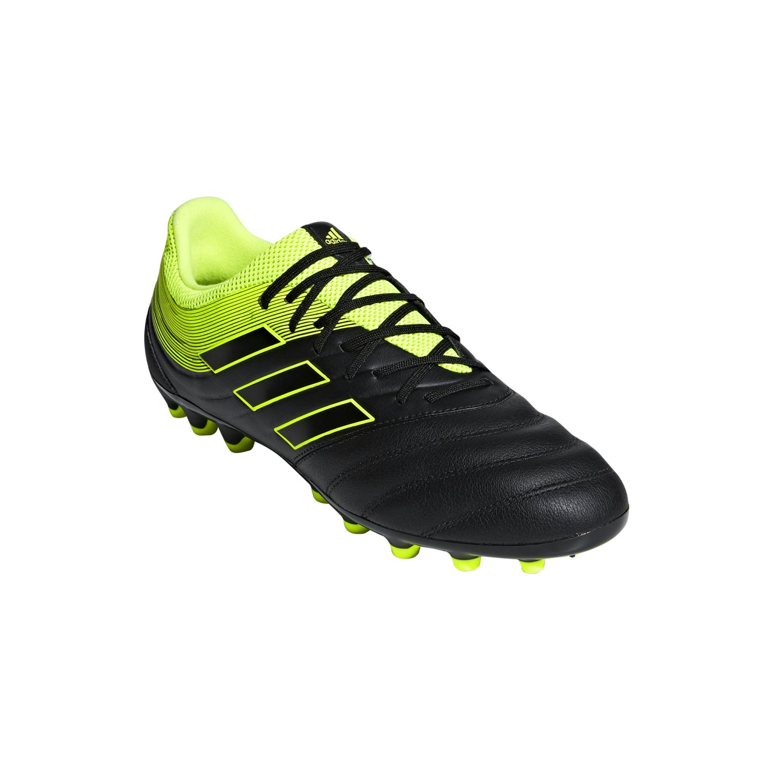 Adidas  COPA 19.3 AG