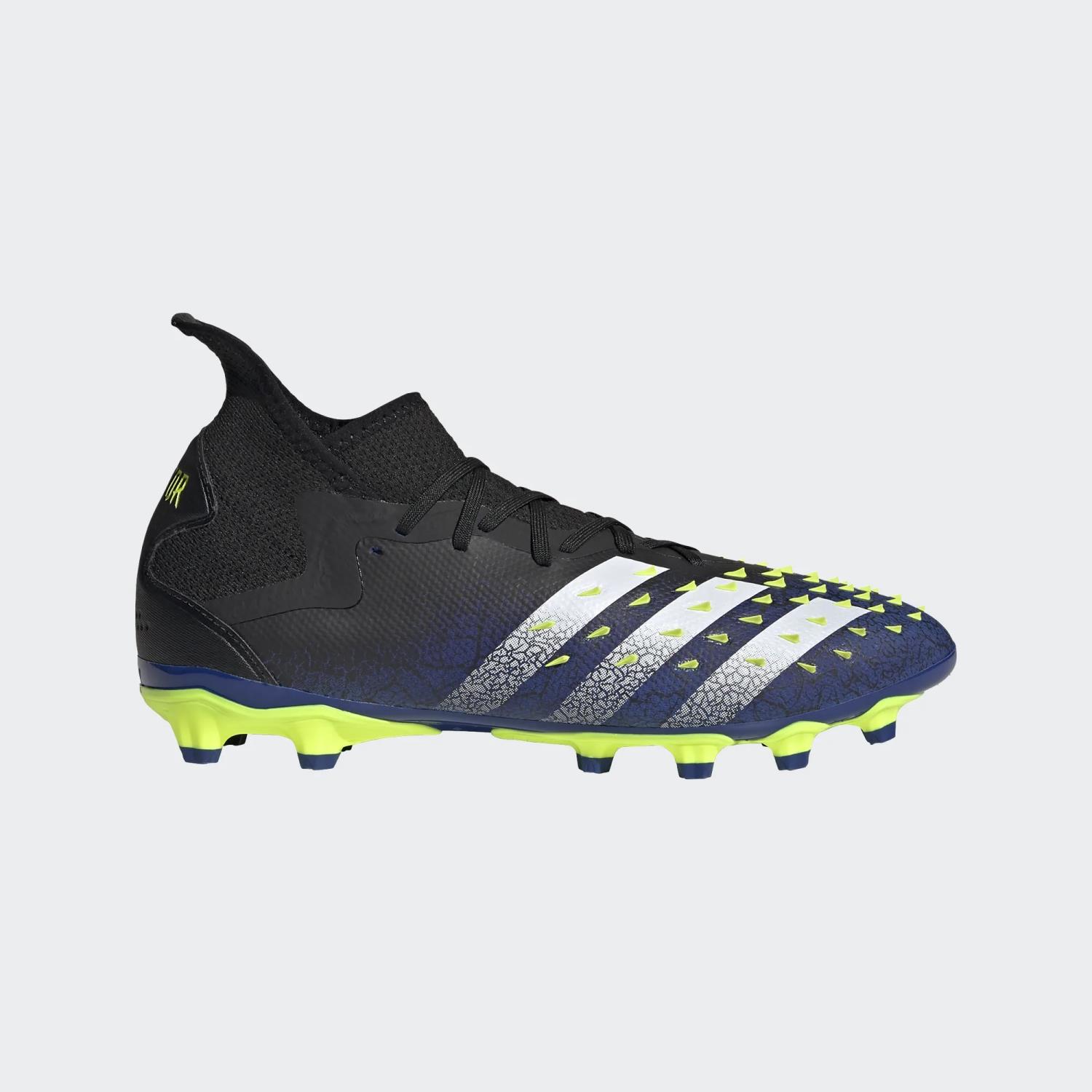 Adidas  Predator Freak .2 Mg