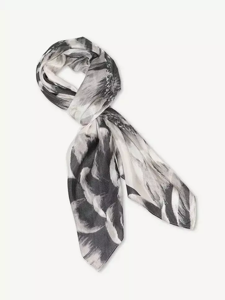 Gustav - Allis, printed silk scarf