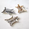 JONATHAN ADLER - Zebra Staking Dish