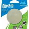 Chuckit! Max Glow Ball Small – Selvlysende hundeball for trygg lek i mørket