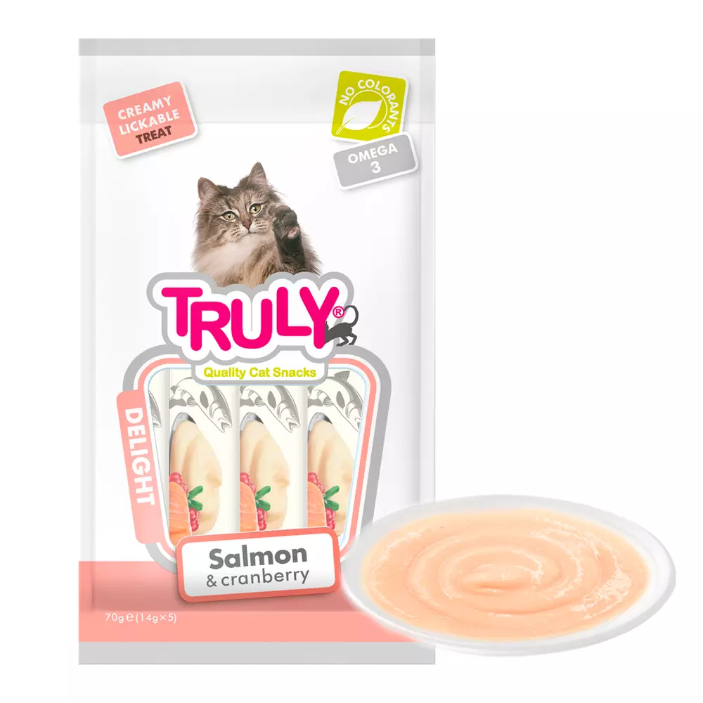 Truly Cat Creamy Lickable Salmon & Cranberry 70g